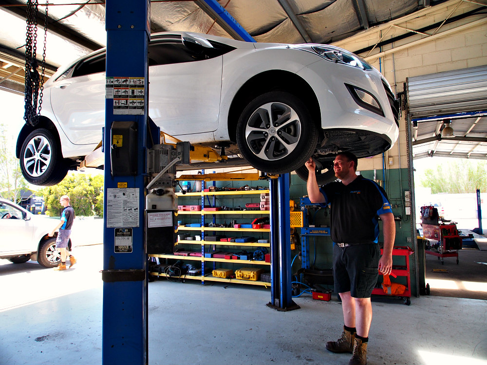 Log Book Servicing & Mechanical Repairs